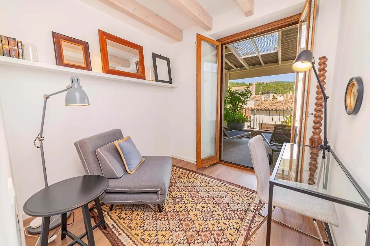Elegant Town House In Pollensa 2 Bedrooms Roser Vell Located In Heart Of Old Town Pollença